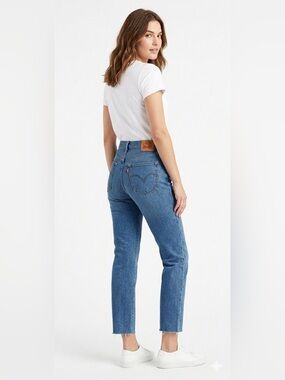 Levi’s Women’s Wedgie Straight Leg Ankle Jeans Size 30